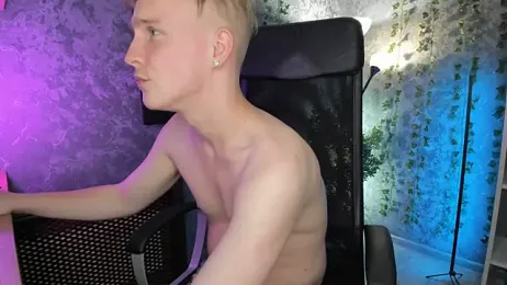 AlexxSweet stripchat stream image