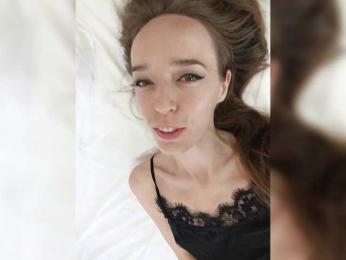 A_R_T_A bongacams stream image