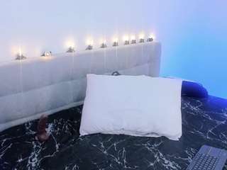 madelanecoote camsoda stream image