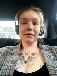 Honey___Hot stripchat stream image