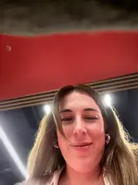 MommmyYummy stripchat stream image