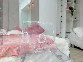 eva-teilor camsoda stream image