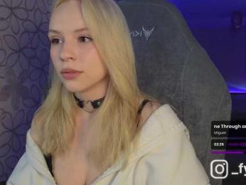 fymryn bongacams stream image