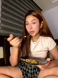 crystal_bunny7 stripchat stream image