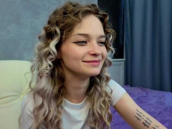 vialeta-baby bongacams stream image