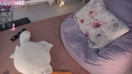 Careful_i_bite stripchat stream image