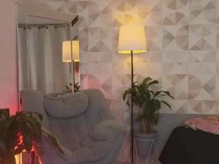 elissecinnamon camsoda stream image