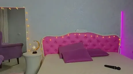 Ariana_Petite stripchat stream image