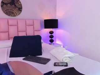 ashley-bruce camsoda stream image