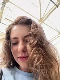 MariiD stripchat stream image