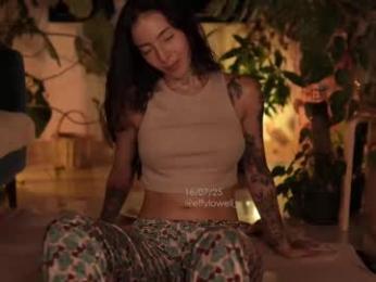 effylowell_ chaturbate stream image