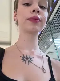 Street_young stripchat stream image, 17.07.2025 12:00
