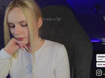 fymryn bongacams stream image