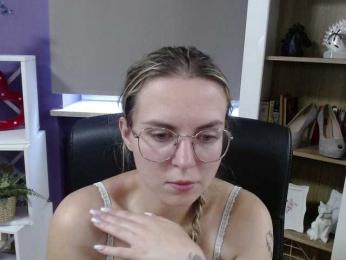 Soft-Zoey bongacams stream image