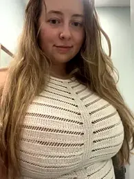 curvyflawless stripchat stream image