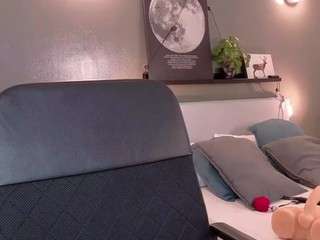 lunalenox camsoda stream image