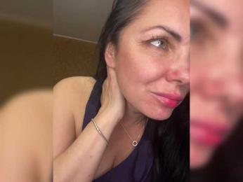 LouiseJenkin bongacams stream image