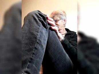 Reife-dame bongacams stream image