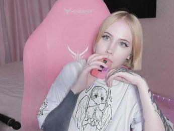 luvsoak bongacams stream image