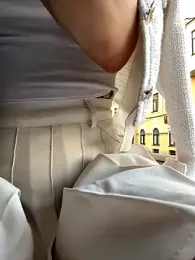 babydolll stripchat stream image