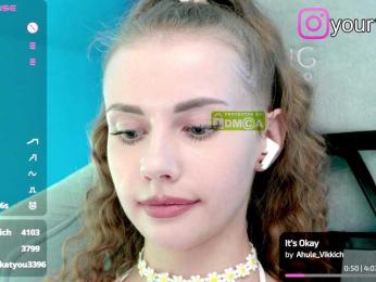 VikkiExtraCheese bongacams stream image