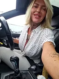 YourMommyBlair stripchat stream image