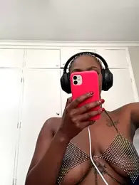 LuciousLips96 stripchat stream image