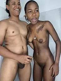 valmon21 stripchat stream image