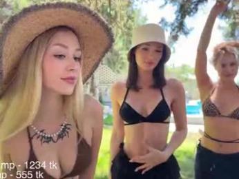 e_vvv_a chaturbate stream image