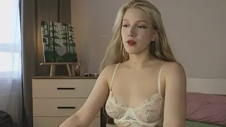 AliceLebel stripchat stream image