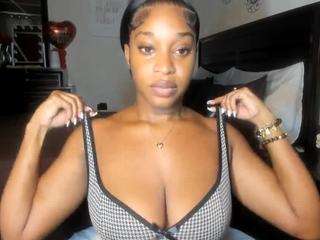 iluvsaffire-bleu camsoda stream image