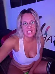SpicyVicky stripchat stream image
