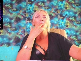 Mistress-Gwen bongacams stream image