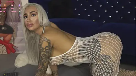 GoldenAmber stripchat stream image