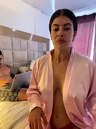 Sweet_and_caramel stripchat stream image