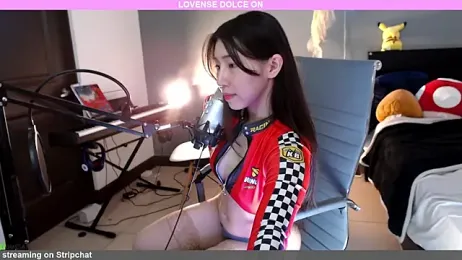 raspberryroll stripchat stream image