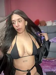 kiaraglam2 stripchat stream image