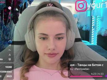 VikkiExtraCheese bongacams stream image