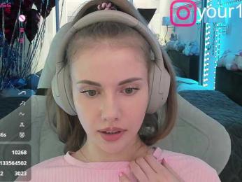 VikkiExtraCheese bongacams stream image