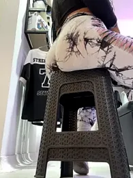 kim_monti stripchat stream image