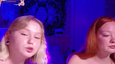 Radiants_two stripchat stream image