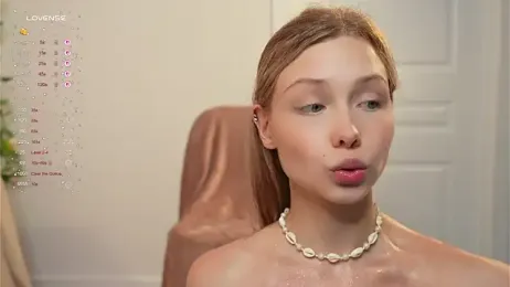 april_blush stripchat stream image