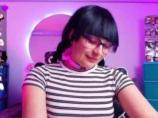 marceliinee camsoda stream image