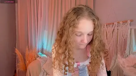 _Rose_Charming_ stripchat stream image