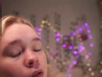 caramelangels chaturbate stream image