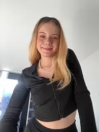 NicoleCut stripchat stream image