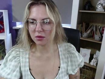 Soft-Zoey bongacams stream image