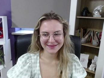 Soft-Zoey bongacams stream image