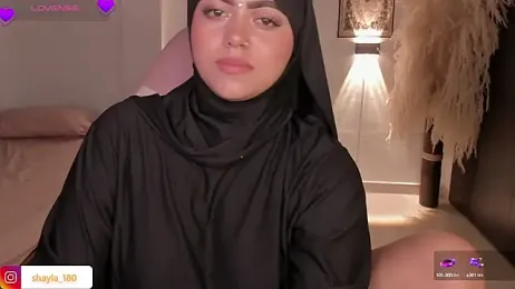 shayla_18 stripchat stream image