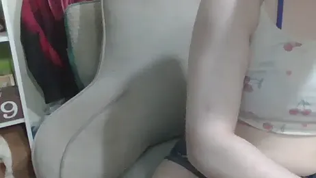 AverageRose stripchat stream image